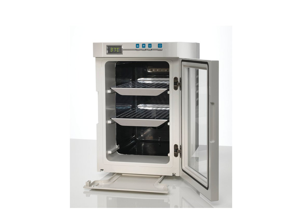 COOPER SURGICAL. HER50125590. Herathermª Compact Microbiological Incubators 18L DRY
